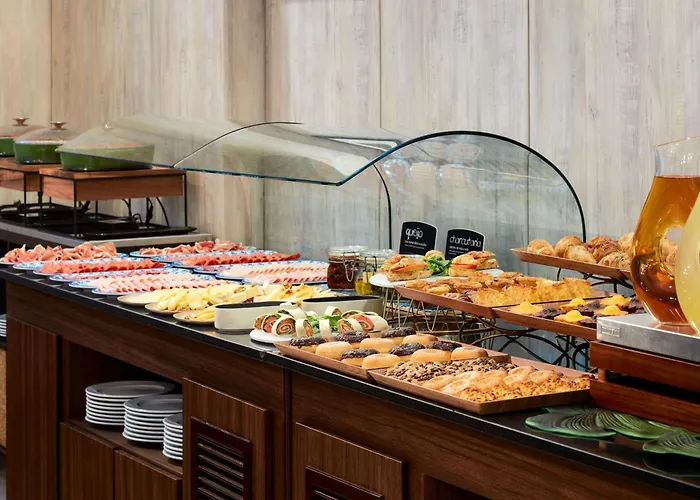 Hotel Nh Campo Grande 4*