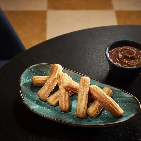 Otel Nh Campo Grande 4*