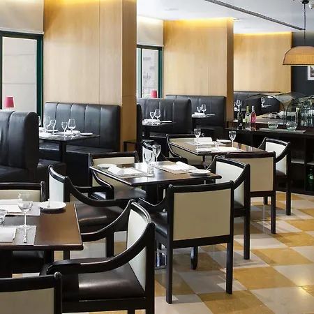 Nh Campo Grande מלון 4*